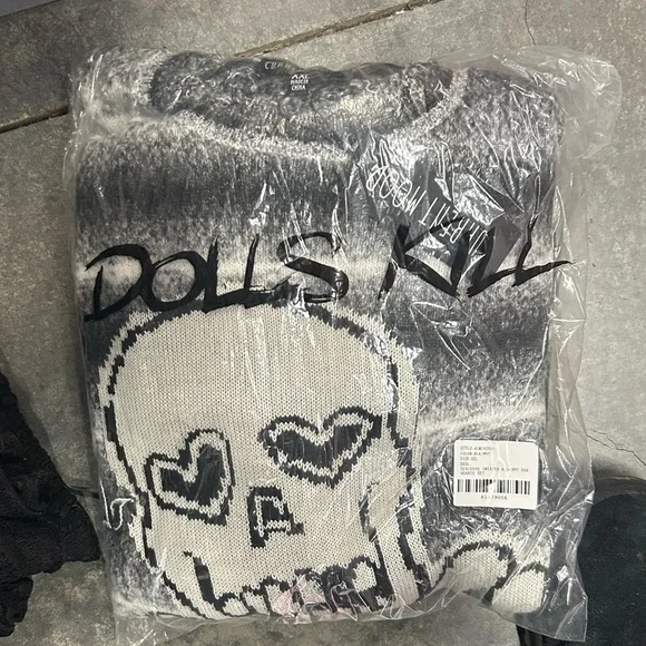 NEW SKULL sweater & beanie long ears hat Set KNIT BLACK GREY XXL DOLLSKILL PUNK - Picture 1 of 5
